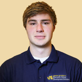 Headshot of Evan Newcomer